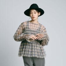 ビアンカ(BIANCA)の【トレンドミックス】シアーチェックペプラムブラウス