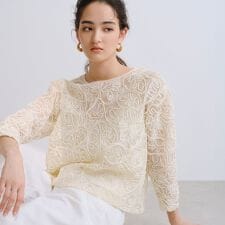 【洗えるレース】コード刺しゅうレースブラウス