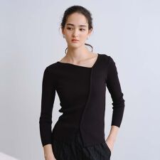 【オールシーズン活躍】アシンメトリー変形Ｖネックプルオーバー