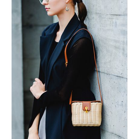 ANZT[oō킹郉^obOpointEV[Y[h߂Ăi`ȑfފ|CgBEvȃ^ƃU[̑gݍ킹őlJWAɃsb^BEԂȃTCYŃX^COɃANZgĂ܂BES[ĥЂ˂KxȂ芴vXBEɂ͔^̃|Pbg1tŃpXP[X̎[ɕ֗BE~jz / bv / CXCz / nJ`ȂǕKvȕ͎[\ȃTCYBiEO|PbgFȂE|PbgFI[v|Pbg~1EA4Ήi22~31cm)F~Ezi10~20cmjF~Eybg{gi500mljF~Eybg{gci500mljF~ӎVRfނgpĂ̂ŁAȂǂꍇ܂Bfނ̓ƂĂBVRfނgpĂ邽߁ATCYɂ͌̍܂B\߂B^͓AgQ̂ꂪł邱Ƃ܂BߗނȂǂtȂ悤ӂB͈肹AJb^[nT~Ȃǂłꕔ𒚔Jɐ؂ĂBfpʐ^͎BeɂAۂ̃J[ƑقȂꍇ܂B\߂Bi̐F̖ڈ́AiP̂̉摜QƂB------------------------------------------LAMARGE(}[W)-tHƃoXkɌvZAChicMinimalłȂ珗炵_炩fUC̃ACeāBmIŏiȏ̂߂̃t@bVObYuhB----------------------------------------îCɓo^ @n[g}[NNbNIJ[̍ēגʒmAZ[m点܂BVbv̂Cɓo^ @ViēגʒmȂǁAȏ󂯎邱Ƃł܂B[^:94107]