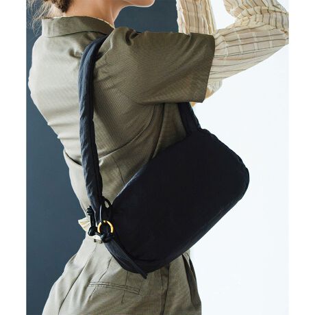 悭̂iCfނlJWAɃsb^ȃV_[obOpointEɂ@₷iCfނ́AJWAɂȂ肷ȂۂɁBE悢򊴂ƃghCNȃVGbgŁALX^CɊ􂵂܂BEiCfޓĽyʂȂ̂g₷|CgBEɂ̓t@Xi[|Pbg~1ƃI[v|Pbg~1tĂ̂ŁA̎[ɂ֗BED݂̃`[vXĎD݂̑gݍ킹ɂ̂ghCNŃIXXłiE`[t(O\)EO|PbgFȂE|PbgFt@Xi[|Pbg~1AI[v|Pbg~1EA4Ήi22~31cm)F~Ezi10~20cmjFEybg{gi500mljFEybg{gci500mljF~fpʐ^͎BeɂAۂ̃J[ƑقȂꍇ܂B\߂Bi̐F̖ڈ́AiP̂̉摜QƂB------------------------------------------LAMARGE(}[W)-tHƃoXkɌvZAChicMinimalłȂ珗炵_炩fUC̃ACeāBmIŏiȏ̂߂̃t@bVObYuhB----------------------------------------îCɓo^ @n[g}[NNbNIJ[̍ēגʒmAZ[m点܂BVbv̂Cɓo^ @ViēגʒmȂǁAȏ󂯎邱Ƃł܂B[^:99161]