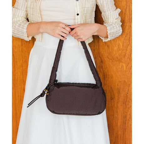 悭̂iCfނlJWAɃsb^ȃV_[obOpointEɂ@₷iCfނ́AJWAɂȂ肷ȂۂɁBE悢򊴂ƃghCNȃVGbgŁALX^CɊ􂵂܂BEiCfޓĽyʂȂ̂g₷|CgBEɂ̓t@Xi[|Pbg~1ƃI[v|Pbg~1tĂ̂ŁA̎[ɂ֗BED݂̃`[vXĎD݂̑gݍ킹ɂ̂ghCNŃIXXłiE`[t(O\)EO|PbgFȂE|PbgFt@Xi[|Pbg~1AI[v|Pbg~1EA4Ήi22~31cm)F~Ezi10~20cmjFEybg{gi500mljFEybg{gci500mljF~fpʐ^͎BeɂAۂ̃J[ƑقȂꍇ܂B\߂Bi̐F̖ڈ́AiP̂̉摜QƂB------------------------------------------LAMARGE(}[W)-tHƃoXkɌvZAChicMinimalłȂ珗炵_炩fUC̃ACeāBmIŏiȏ̂߂̃t@bVObYuhB----------------------------------------îCɓo^ @n[g}[NNbNIJ[̍ēגʒmAZ[m点܂BVbv̂Cɓo^ @ViēגʒmȂǁAȏ󂯎邱Ƃł܂B[^:99161]