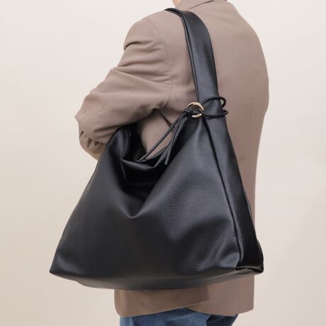 A4TCYΉ̃fC[gɃsb^ȃtFCNU[g[gobOBpointEV{̂tFCNU[gpAtɂgg[gobOBE߂̏_炩ȃV_[xgŌւ̕SȂ̂|CgBEԌ̓}Olbgő傫Ĵŕ̏o₷Ewʂɂ̓t@Xi[|PbgtŃX}zpXP[XȂǁAɎô̎[ɕ֗BEjZbNXłgVvȃfUĆBEeʂȃTCYŁAʋ΁EʊwobOƂĂg܂BEіڃfUC̕t`[͎O\BEDȃ`[vXĎD݂̑gݍ킹ɂ̂ghCNł߂łBiE`[t(O\)EO|PbgFt@Xi[|Pbg~1E|PbgFt@Xi[|Pbg~1AI[v|Pbg~2EA4Ήi22~31cm)FEzi10~20cmjFEybg{gi500mljFEybg{gci500mljFfpʐ^͎BeɂAۂ̃J[ƑقȂꍇ܂B\߂Bi̐F̖ڈ́AiP̂̉摜QƂB------------------------------------------LAMARGE(}[W)-tHƃoXkɌvZAChicMinimalłȂ珗炵_炩fUC̃ACeāBmIŏiȏ̂߂̃t@bVObYuhB----------------------------------------îCɓo^ @n[g}[NNbNIJ[̍ēגʒmAZ[m点܂BVbv̂Cɓo^ @ViēגʒmȂǁAȏ󂯎邱Ƃł܂B[^:99194]