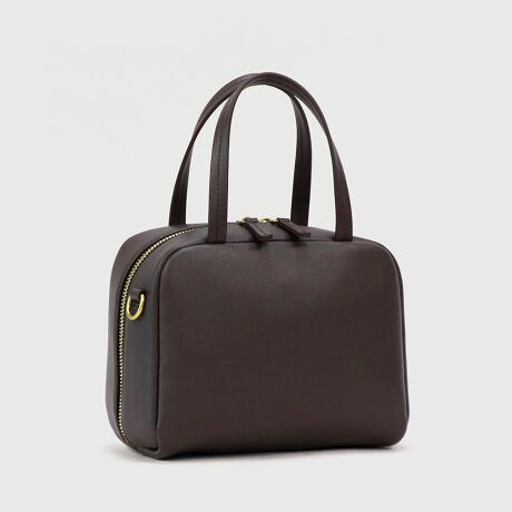 VvŐꂽfUC̖{v~j{XgobOBpointEgĥ{XgtHɁA{v̏iȈۂvXBEKvȋMdi͎܂TCYŃfC[gɃsb^BE{vȂ_炩ȕ̑fފ́BETCh܂ő傫JobOJŉו̏oyɂĂ܂BEobOTChɂ́Aו̔яoh~̗nt|CgBEV_[obOƂĂgXgbvt2WAYdlBEƊ̂{vfނƃVvȃfeB[ŒgiłBcoordinateEx[VbNȃJ[WJłƂo|AIP[WV[܂ŕLV[Ŋ􂵂܂B500mlybg{g[\ȓV[ÝyiԁF99201zIXXiEV_[XgbvtEO|PbgFȂE|PbgFt@Xi[|Pbg~1AI[v|Pbg~1EA4Ήi22~31cm)F~Ezi10~20cmjF~Eybg{gi500mljF~Eybg{gci500mljF~fpʐ^͎BeɂAۂ̃J[ƑقȂꍇ܂B\߂Bi̐F̖ڈ́AiP̂̉摜QƂB------------------------------------------LAMARGE(}[W)-tHƃoXkɌvZAChicMinimalłȂ珗炵_炩fUC̃ACeāBmIŏiȏ̂߂̃t@bVObYuhB----------------------------------------îCɓo^ @n[g}[NNbNIJ[̍ēגʒmAZ[m点܂BVbv̂Cɓo^ @ViēגʒmȂǁAȏ󂯎邱Ƃł܂B[^:99200]