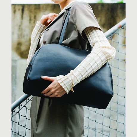 RƂtHőeʃTCỸ{XgobOpointE_炩ȕƏiȈۂoĂ{vgpBEOnhŁApƃghvXĂ܂BEA4t@C13C`PC܂TCYŁAʋ΁EʊwobOɂsb^BE1sɂg₷eʂŃIIt킸g܂BEו̎o₷Eht@Xi[̗pAl킢͋CɁBEꂽVvȃfUCŒpĂ܂BcoordinateEǂȃX^CɂރJ[WJŕLV[Ŋ􂵂܂B500ml[\ȓV[Y̏߃TCÝyiԁF99120zIXXiEO|PbgFȂE|PbgFt@Xi[|Pbg~1AI[v|Pbg~2EA4Ήi22~31cm)FEzi10~20cmjFEybg{gi500mljFEybg{gci500mljFfpʐ^C[Wʐ^͎BeɂAۂ̃J[ƑقȂꍇ܂B\߂Bi̐F̖ڈ́AiP̂̉摜QƂB------------------------------------------LAMARGE(}[W)-tHƃoXkɌvZAChicMinimalłȂ珗炵_炩fUC̃ACeāBmIŏiȏ̂߂̃t@bVObYuhB----------------------------------------îCɓo^ @n[g}[NNbNIJ[̍ēגʒmAZ[m点܂BVbv̂Cɓo^ @ViēגʒmȂǁAȏ󂯎邱Ƃł܂B[^:99119]