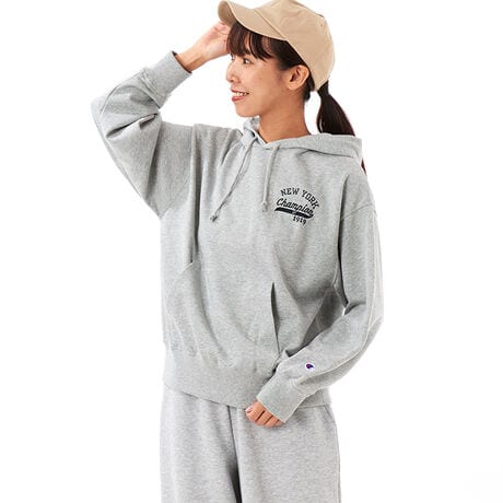 [^:CW-C105]Champion(R)i`sIj̃XEFbgVćAuU LO Iu XEFbgVcvƕ]قǁAȆ̃t@ɈĂ܂BɔzĐYꂽTXeiuȃAJ80ƃTCN|GXe20̃CgȗёfނgpBRbg̔G̗ǂƃ|GXe̔ėpt[fbhXEFbgVcłBgAɂƂbNXtBbgB`sIuh̗j̒ŁÃJbW`[̃EFAƂĎgpAxĂvgfUC̃EBYVGbgɗƂ񂾃ACełB̃OtBbŃuNEW YORKij[[Njv uChampionvu1919vgݍ킹̂ŁAvgƎhJŕ\Ă܂B