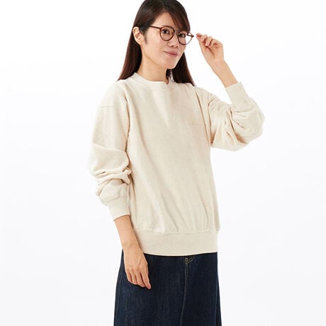 [^:CW-C001]Champion(R)i`sIj̃XEFbgVćAuU LO Iu XEFbgVcvƕ]قǁAȆ̃t@ɈĂ܂B`sI\鐻@́uREVERSE WEAVE(R)io[XEB[u(R)jvBɔzĐYꂽTXeiuȃAJ100̗ёfނgpuREVERSE WEAVE(R) 10oz. French Terryio[XEB[u(R) 10IX t`e[jvV[ÝA_炩G肪̃N[lbNXEFbgVcłB{͏cɎg鐶nɎgpuREVERSE WEAVE(R)v@ɂďc̐n̏k݂hƓɁAeɁuEXPANSION GUSSETiGNXpVK[bgjvt邱Ƃŉ̏k݂ւ̉eȂA₷ɔzĂ܂BgAɂƂbNXtBbgŁA݌̓ũK[bgdlBi􂢉HɂAp̓璅ꂽ킦܂BɃ{fBƓFChampion(R)ShJłB3V[Ypł郆[eBeBACełB