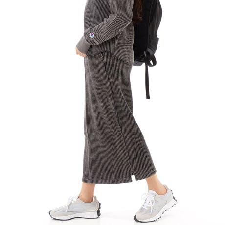 [^:CW-C204]ɔzĐYꂽTXeiuȃAJȂƃTCN|GXegpOXJ[głBʊ̂郏btfނɂDG肪łBrʂXg[gC̃VGbgBLkfނłAeɃXbgĂ邽߁A΂ɃX[YłB[YhHɂ_炩ȕA^AFȂǂ̃Be[WeCXgoĂ܂B