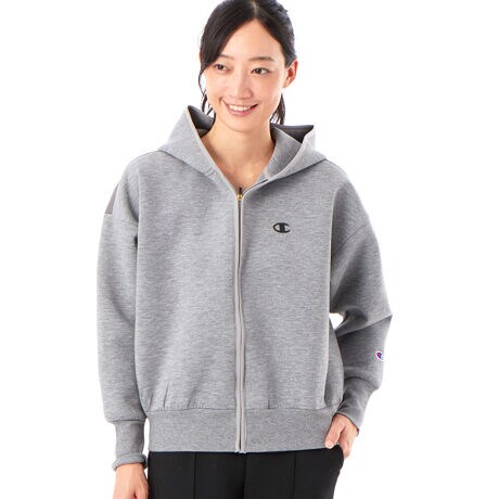 [^:CW-CS102]ʋCAXgb`AۉɗDꂽOw\ŁAׂ邭炢yISn̋@\XEFbgfށuWrap-Air(R)ibvGA[jvgpTECH WEAVE(R)iebNEB[uj 3LS Wbvt[fbhXEFbgVcłBgAɂƂbNXtBbgBƐ̐̕Nhudlŕۉɍ߂Ă܂B[Nz吶nŐ؂ւIȃfUCBɂCSAwɂChampion(R)i`sIjSo[vgœĂ܂B