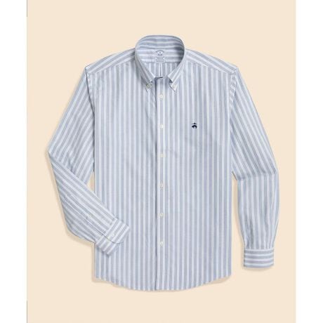 [^ԁFP25330100223183]ACRjbNȃ{^_Ei|J[jVcoG[VLȃV[Yip^[ŃCibvNԂʂĂRbgIbNXtH[hn̒VcłBIbNXtH[hȂł͂̃n̂邴Ƃn͂̂܂܂ɁAXgb`KȒSnBRegular FitFĽ^̕ɍ悤ɃfUCꂽAWIȒ悢tBbg̃fBGFiS[f t[XjShJB{^_Ei|J[jVc͑nƎ҂̑AWEEEubNXpŃ|Zϐ킵ہAI肪v[̎זɂȂȂ悤ݐ{^ŗ߂ĂƂqgɍlĂA1900NɃAJŏ߂Ĕ̔܂Bt@bVjł͕킳ꂽƌABrooks BrothersےACêЂƂłBdlEtBbgFM[E݌^F{^_Ei݂̒8.6cmjEobNv[cFZ^[{bNXv[cEFEJtFEhoJti_u{^jE|PbgFȂubNX uU[ÝmACVc̓RbgfނłȂƎ̉Hɂƒł̐łقƂǃVɂȂ炸Ak݂ȂAppƂSnAubNX uU[ŸꉟiłBubNX uU[ÝmACVćAƒł̂E߂Ă܂B_܂͎gpAAC|ꍇɂ͋vXĒቷłĂBGĂԂł̃AC|͂B