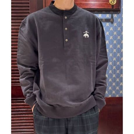 [^ԁFP25320330001579]ICXgA聟fReBuȃrbOGFS|Cg̃n[t{^XEFbgVcʏ傫fUCGFiS[f t[XjS̓ʂȑ݊ۖڂAICXgÃACełBWbvAbvł͂ȂAă{^Abvɂ邱ƂŁAubNX uU[Y炵NVJȕ͋CɎdグ܂BVcTVcAnClbÑJbg\[ȂǁACi[ς邱ƂŁAlXȕ\̃X^COy߂܂BAƂG̃t`e[gpĂANԂʂĒpłꖇłBjp̃TCY\LłAj킸pł܂B