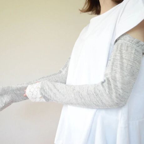 [^:L025]L̃VcAӂƏ_炩ȕtSnǋ100fނUVA[Jo[BwɃ[X{A{ŉ炵ANZgɁBw悪g^CvȂ̂ŁAX}z𑀍삵ƂeՂɂȂ܂BO^CvB~ߕtB