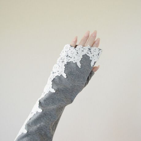 [^:L024]啿̃[Xӂ񂾂ɎgpUVA[Jo[܁Bx[VbNŃi`ȃfUCBw敔_炩JĂAX}[gtH̑AKoȂǂɂ֗łBO^CvB~ߕtB