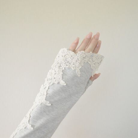 [^:L024]啿̃[Xӂ񂾂ɎgpUVA[Jo[܁Bx[VbNŃi`ȃfUCBw敔_炩JĂAX}[gtH̑AKoȂǂɂ֗łBO^CvB~ߕtB