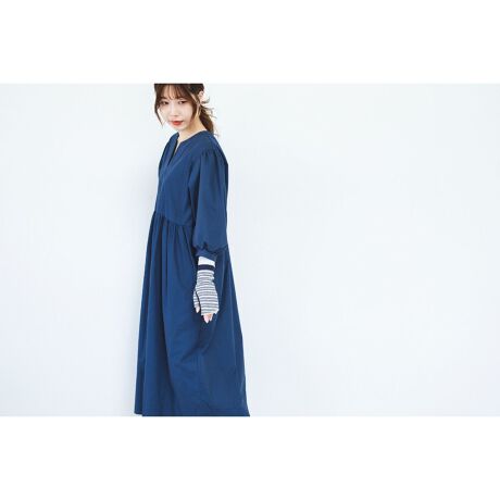 [^:S045]_炩ȖȖfނ̃{[_[ōꂽAŉKȃbNXfފ܂łBveNV𓾂Ȃ獂tBbgƎRȉxmۂ܂Bw敔_炩JĂAX}[gtH̑AKoȂǂɂ֗łB