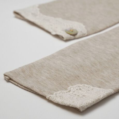 [^:L044]bgVF{^UVA[Jo[܂́AUVJbg@\A㉺Ƀ[X{fUCłB|Cg̃{^ANZgƂȂASFWJőI\łBhCuAOȂǉĂ̗lXȃV[ɍœKȎ܂łBw敔_炩JĂAX}[gtH̑AKoȂǂɂ֗łB