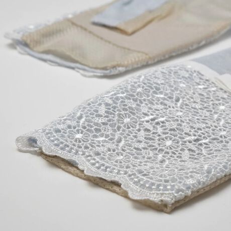 [^:L040]Ȗw惌[XUVA[Jo[܂͖ȖfނȂ߁AKȒpƗDG肪IłB啿̃[XȂ@ׂȉĤ߁AJWAɂȂ肷i`Ȉۂ^œKȃACeƂāAUVJbgʂAĂ̓r܂Bw敔_炩JĂAX}[gtH̑AKoȂǂɂ֗łB