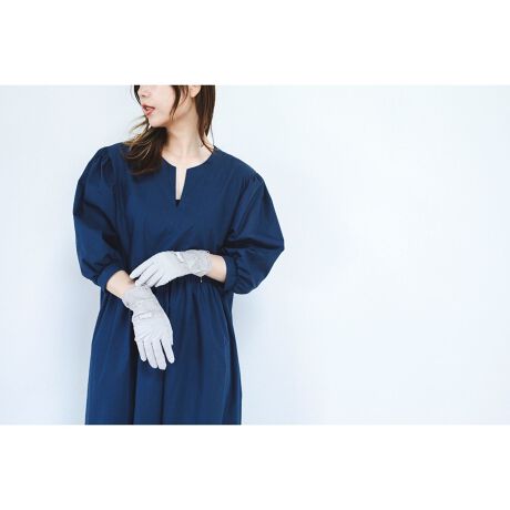 [^:S001]⊴RۂP~J[X܎wUVA[Jo[܂́A4FWJłA܂AP~J[X̑@ׂȃfUCȂł͂̌ڂy߂Ƃ낪lC̈łBiȈۂŁA{̓t@bVAƂyނɂ͍œKȈiłBIVȃX^Cy݂ȂARۋ@\ɂqIȒpy݂܂B