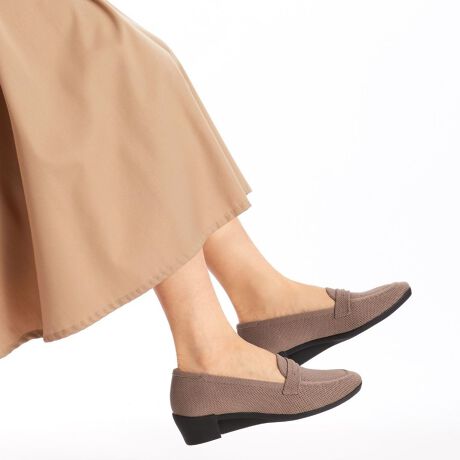 [^:LOAFER40-02]̂悤ȗSnōD]ĂKesoũjbgpvXBlC̃[t@[4cmq[aIɂȂɂg̑ɂȂރjbgnŁAEɂAɂȂɂ[t@[łBTCY傫TCY܂ŁA19.5cm`27.0cm܂ł̂pӂĂ܂B POINT SnEfUC1D炩ĒɂȂɂjbgn̍b܂ł₳ݍ݂܂B2Dꂢɂ݂fUC܂͂AۂA肵EhgDBȂ肷ȂꂽfUCŁASnƃLC𗼗B3. 芴JcJcȂȂKesouƎ̃AEg\[Ԃ肪悭AEɂ݌vɁB4D܂Ƃ܂ł藚SnǋOXxɂC\[ACYɂƂ̎dlȂǍHvÂ炵܂BOɂ₳炩jbg҂݂Ƃ܂胉EhXNGAgDŁApvXȕɂ߂łBrWlXJWAAigɂ߂4cmq[jbg[t@[łB POINT g₷ 1DĂ܂ې􂢂Ă܂B@ Fڂh~̂߁AC\[͊OʁXɎ􂢂肢܂B2DH{Abp[ɎgpĂ܂BShł͂܂Bgp󋵂ɂAZݍޏꍇ܂Bgpd˂ƌʂꍇ܂B POINT f ȑfނ͊z̎_őIB{ŉꂽybg{g𗘗pTCN|GXeÁu{vgpĂ܂B jbgAbp[FTCN|GXeiybg{gTCNjkZ}Cłybg{gĂ܂B POINTނLxîقɂA܂܂ȃfUC̃jbgpvXpӂĂ܂B킵́Au֘AivyX܁zLy}C@2K@Hacoccas\񒆂22.5`25.5cm݂̂܂KesouiP\Ej́Alɂɂ₳̂Â߂TXeiuCtX^Cuhły@炩@pvX@jbgpvX@bVpvX@Ȃ@ɂȂ@Ȃ@炭@EȂ