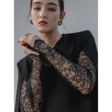 スカラップレースブラウス