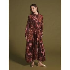 フラワープリントフレアワンピース