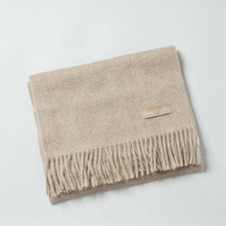 [^:WA210001]S_ƂuGOBIiSrjv́AVq猴т𒼐ڔtAY܂ňтčsƂł鐢Eő勉̃t@Ng[uhBJV~msGOBIĂ̂́AiȃSJV~100̃}t[B̓SɂȂ4ނ̃JV~Rr̓VR̐FF{ĂȂI[KjbNJV~̃}t[łB@̖h◷̃X^CANZgƂĂ߁B