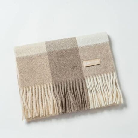 [^:WA210001]S_ƂuGOBIiSrjv́AVq猴т𒼐ڔtAY܂ňтčsƂł鐢Eő勉̃t@Ng[uhBJV~msGOBIĂ̂́AiȃSJV~100̃}t[B̓SɂȂ4ނ̃JV~Rr̓VR̐FF{ĂȂI[KjbNJV~̃}t[łB@̖h◷̃X^CANZgƂĂ߁B