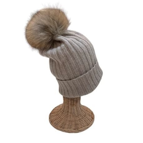 [^:KW101808]S_ƂuGOBIiSrjv́AVq猴т𒼐ڔtAY܂ňтčsƂł鐢Eő勉̃t@Ng[uhBJV~msGOBIĂ̂́AiȃSJV~100̖XqB̓SɂȂ6ނ̃JV~Rr̓VR̐FF{ĂȂI[KjbNJV~̖XqłBh◷̃X^CANZgƂĂ߁B