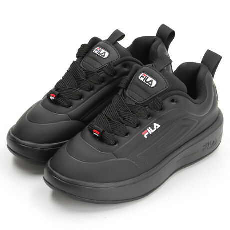 [^:5RM02983H]FILA SUPERBUBBLEŖ֑𓥂ݓEĈl̂߂ɃfUCꂽXe[ggXj[J[ BI[o[TCỸpbhꂽ_ȃVGbg̓́A ʂȑ݊܂BX^COƃI[o[TCỸv|[V̖͂̂IȃXj[J[́AMƃIWieBAăgho閣͂oĂ܂B