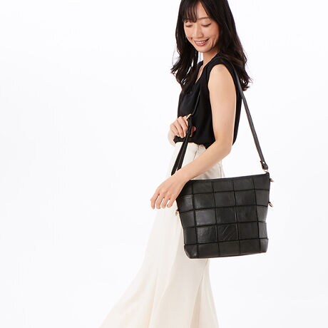 [^:30-00-00002]s[NXs[N PEAKS PEAK / vpb`[N܂2wayV_[fUC|Cgo̐ElЂƂJɎdグṽV_[obOBlpJbgꂽU[p[c𒚔JɃpb`[NɖDAfpłȂꂽ\̃obOłBgނقǂɐ[܂镗ƎdȂł͂̉݁Bl̃i`JWAɍ킹₷V_[obOłBV_[ЂTCh㕔ƒɂĂāAЂꏊɂďcV_[ƌ܂V_[ɂȂ2EFC^CvBA4pTCYŒʋ΂ɂ߁BjZbNXŎg镵͋C|CgłBAeVȄi͖{vgpĂ܂B{v̓㐅G(JAȂ)▀CŐF܂BWF̂mƂ̑gݍ킹͂TB܂AF̍ۂɎgp̂ɂcꍇ܂BCɂȂꍇ͈xAꂽłgpBẼLYV~EV͂ǂĂȂׁAVRfނȂł͂̕ƂĂ𒸂܂悤肢\グ܂BEtH(^bNJ[jɂĐtH͐FĂȂC̏Ԃ̔v֐𐁂tĒFfނłB̈׌pIȂgpɂAv̕\ʂCv̒n͔̓邱Ƃo܂BɖCAAR[ŉt̕tɂӉBĂ܂F͏CƂȂĂ܂̂ŁAߑOɂ̓_A肢܂BiڍׁyTCYzF35@26  F30  }`F10   V_[F127y|PbgzOF0 FI[v|Pbg ~2 t@Xi[|Pbg ~1yJ@zt@Xi[yd(g)z560yfށzvyYzChlVAy艿z16,940~(ō)A4pFz(10cm~20cm)F500ml{gFuhRZvgPEAKSPEAKis[NXs[NjR̒ɐit@bVjAńiNGCgj܂BVit@bVjX^C̒PEAKSPEAKłBîCɓo^肢܂yJ[gɓz̃n[g}[NNbNēׂ⃉Xg1_̂m点AZ[Ȃǂ̂m点󂯎邱Ƃł܂L̕iԂ\tBiԁF30-00-00002obO V_[obO 2EFC U[ {v ʋ ʊw fB[X Y jZbNX l JWA ArI unbillion 300000002