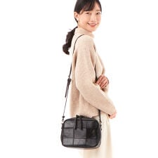 ピークスピーク(PEAKSPEAK)のピークスピーク PEAKSPEAK / 牛革パッチワークスクエアショルダー