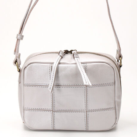 [^:30-00-00004]s[NXs[N PEAKS PEAK / vpb`[NXNGAV_[fUC|Cgo̐ElЂƂJɎdグAṽg[gobOBlpJbgꂽU[p[c𒚔JɃpb`[NɖDAfpłȂꂽ\̃obOłBgނقǂɐ[܂镗ƎdȂł͂̉݁Bl̃i`JWAɍ킹₷V_[obOłB傫JEht@Xi[g₷Az500ml̃ybg{g܂Aigɂ傤ǂTCYBɃt@Xi[|Pbgtd؂肪̂Œ₷̂|CgłBydlzEFt@Xi[JE|Pbg@OFt@Xi[|Pbg1@Ft@Xi[td؂|Pbg1@t@Xi[|Pbg1AeVȄi͖{vgpĂ܂B{v̓㐅G(JAȂ)▀CŐF܂BWF̂mƂ̑gݍ킹͂TB܂AF̍ۂɎgp̂ɂcꍇ܂BCɂȂꍇ͈xAꂽłgpBẼLYV~EV͂ǂĂȂׁAVRfނȂł͂̕ƂĂ𒸂܂悤肢\グ܂BEtH(^bNJ[jɂĐtH͐FĂȂC̏Ԃ̔v֐𐁂tĒFfނłB̈׌pIȂgpɂAv̕\ʂCv̒n͔̓邱Ƃo܂BɖCAAR[ŉt̕tɂӉBĂ܂F͏CƂȂĂ܂̂ŁAߑOɂ̓_A肢܂BiڍׁyTCYzF22  F16.5  }`F9   V_[F89-122y|PbgzOF1 F2yJ@zt@Xi[yd(g)z440yfށzvyYzChlVAy艿z14,960~(ō)A4pF~z(10cm~20cm)F500ml{gFuhRZvgPEAKSPEAKis[NXs[NjR̒ɐit@bVjAńiNGCgj܂BVit@bVjX^C̒PEAKSPEAKłBîCɓo^肢܂yJ[gɓz̃n[g}[NNbNēׂ⃉Xg1_̂m点AZ[Ȃǂ̂m点󂯎邱Ƃł܂L̕iԂ\tBiԁF30-00-00004obO V_[obO i` U[ {v fB[X l JWA ArI unbillion 300000004