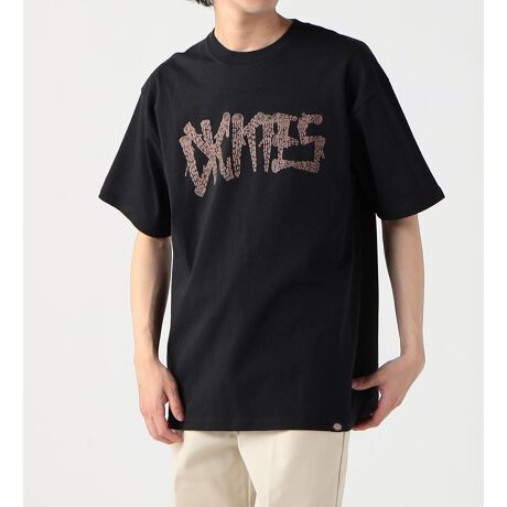 [^ԁFDC0001-0006]Xg[gJ`[ƃ[NEFȀےłDickiesifBbL[YjƁAE󑐂_ɍOő傫ȒڂW߂CXg[^[/A[eBXgAESOWiG\EjƂ̑Җ]̃R{[VTVcB̃R{[V̂߂ɁAESOWʂɕ`낵IWiA[g[NADickies̕ՓIŃ^tTVc{fBɗƂ݂܂BǂŗVѐSLN^[fUCAigTVcɐ[Xg[[ƌ܂Bl̃X^Cɓ݂ȂAmȑ݊AɃA[gƌYĂACeByESOWzE󑐂_Ɋ􂷂CXg[^[/A[eBXgBã`[tƃXg[gJ`[ZA[AƕȟƎ̍앗Bǉ搧ApAuhR{ȂǕL􂵁Ag]ˑOXg[gA[gh̑l҂ƂčOŒڂĂB