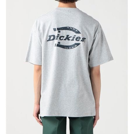 [^ԁFDC0001-0010]Dickies̒ԃACeɁAVѐSvXobNvgTVcoBtgɂ͍ɂ肰ȂSvgAobNɂ͑_ȃSfUC{ĂAꖇŒĂlɂȂfUCłB悢݂̃RbgfނgpASn̗ǂƑϋv𗼗Bǂȃ{gXƂ̗ǂx[VbNȃVGbgŁAfC[JWA烏[NX^C܂ŕL񂹂܂BghɍEȂNVbNȃfUĆApł邱ƊԈႢȂB