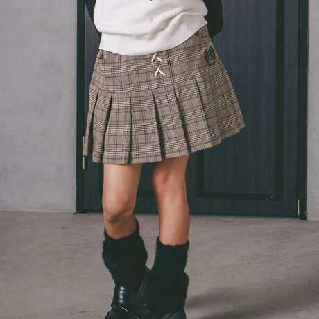 [^ԁF1870-76009]-25AW-҂ݏグfUC₢ς̃v[cK[[ȃXJpBfUCɂȂ҂ݏグfUCANZgɂȂĂ܂Bv[cςXJp͉؂₩ȈۂłBeɂ̓ShイĂ܂B̂uEA`FbÑx[Wn2FWJBf/@\n̂cCgpď㎿̂ACełBEGXg͑SdlɂȂĐ₷₷łB|PbgB̏o͐nْ̍fɂ__قȂ܂B25H~ACeyDEEP EDGEzVbNȃJ[ɃGbŴfUCBH̐[݂Ɖs킹VbNȃV[YAd̂_[NgƃV[vȃVGbgBynexchic@(lNVbNjz`qǂ炨ƂȂւ̑`qǂIgiւnext stageɌhƏiꂽǂchic styleBuv؂ɂ郊AN[Yg[^t@bVŒāB