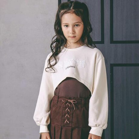 [^ԁF1862-76011]-25AW-Z߂̃g[i[ɃL~\[ZbgɂȂACeBfUCNbvh̒g[i[R[f̃|CgɂȂ1BɃ[X̃S傫ăANZgɂȂĂ܂BL~\[̍ɐDl[BItzCg̃g[i[ƃuẼL~\[ZbgɂȂItzCgƁAO[̃g[i[ƃubÑL~\[ZbgɂȂO[2FWJBf/@\g[i[͂ƂSñ~jEPgpĂ܂B݂⑳͐Lk̂XptCXgpĒp₢łBL~\[͐LkƒSn̂VgpĂ܂B25H~ACeyDEEP EDGEzVbNȃJ[ɃGbŴfUCBH̐[݂Ɖs킹VbNȃV[YAd̂_[NgƃV[vȃVGbgBynexchic@(lNVbNjz`qǂ炨ƂȂւ̑`qǂIgiւnext stageɌhƏiꂽǂchic styleBuv؂ɂ郊AN[Yg[^t@bVŒāB