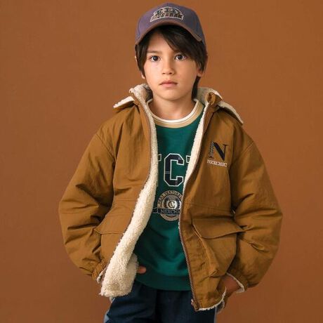 [^ԁF1864-78015]-25AW-CR[fɍ킹Ē񂹂Ao[Vudl̒j̎qpt[htWPbgBfUCO\ȃt[hŁAX^C̕L܂B^t^ʁFɃSvgA됞ɂ͑傫ȃSŃCpNgQB|PbgtŎp{AʁFrɐDl[ANZgBe|PbgtłӂgۂɁB͍idlŁAVGbg\B񌳂ɂ̓t@Xi[Jo[tŁAւ̂₳ɂzĂ܂BJ[̓lCr[ƃL2FWJBf/@\^t^dl̕\ʂ͂قǂ悢򊴂AiŐꂽۂ^Ă܂B{Adl̕\ʂ͂ӂƂ_炩ƍۉ͂̂fނłB12ʂ̒Ȃy߂AH~ɑ劈̃ACełBEO|PbgB25H~ACeyHERITAGE EDGEziwe[WGbWj𒴂̃N[GbWX^CBNVJȃfBeB[㎿ȑfފƂ`x[XɌ̃lIIȃJWAX^CbV킹X^CBynexchic@(lNVbNjz`qǂ炨ƂȂւ̑`qǂIgiւnext stageɌghƏiꂽǂchic styleBuv؂ɂ郊AN[Yg[^t@bVŒāB