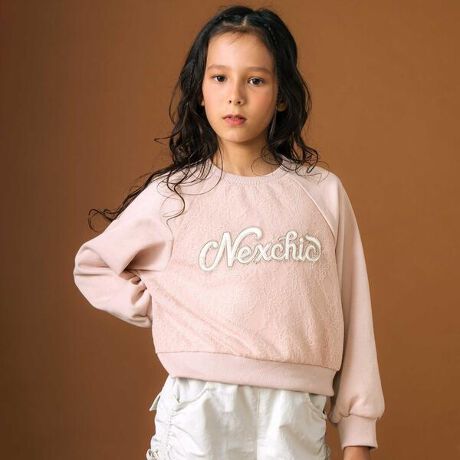 [^ԁF1867-78007]-25AW-ShイɃ[X̎qpуg[i[BfUCɃShイAJWAȗуg[i[BOgɂ͉؂₩ȂԖ͗l̃Tepb`[X{AtF~jȃANZgvXBpcɂXJ[gɂ킹₷AfC[R[fɎ₷ACełB₳F̃sNƗۂ̃O[2FWJBf/@\_炩̗ǂёfނgpāAقǂ悢݂łB݁EEɂ̓XpeRfނgpAقǂ悢tBbgƉKȒSnB̏o͐nْ̍fɂ__قȂ܂B25H~ACeyHERITAGE EDGEziwe[WGbWj𒴂̃N[GbWX^CBNVJȃfBeB[㎿ȑfފƂ`x[XɌ̃lIIȃJWAX^CbV킹X^CBynexchic@(lNVbNjz`qǂ炨ƂȂւ̑`qǂIgiւnext stageɌghƏiꂽǂchic styleBuv؂ɂ郊AN[Yg[^t@bVŒāB