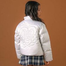 ネクシック(nexchic)のハートロゴタフタダウン(110~150cm)