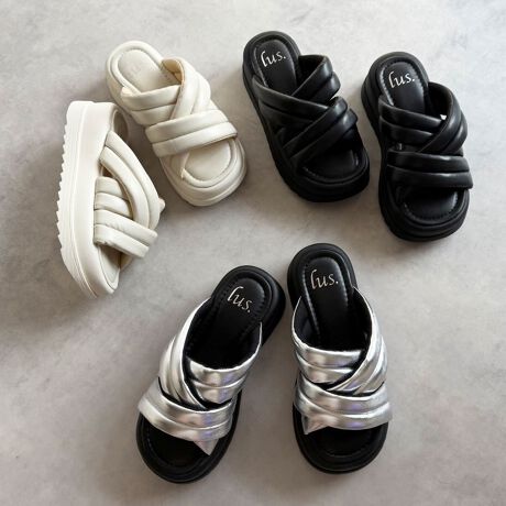 [^:7005]lus. / XhbgyƗ邨y|Cg̃pfbhT_zpointg킸EłXC_[^CvŃfC[gɂ߁BbNXAՂۂ݂̂tH炵fUCڂ䂫܂B悢\[ł肰ȂX^CAbvłƂ낪|CgBCvXR[fŃOV[Y􂷂T_̓[h[uɓĂ݂łBcoordinateL~s[XZbgAbvX^CȂǂƂR[fɃANZgƂėƁXg[gpcifjj⃏ChpcɁATVc⃁bVjbgƍ킹ă^EJWAȃX^CɂBcolorAC{[EubNEVo[sizeSTCY@23.0cmMTCY@23.5cmLTCY@24.0cmLLTCY@24.5cmspecd@365g (MTCYБ)\[̌݁@OF4.0cm^q[F5.5cmC̔jɂĂ̂肢C̔jẢɂ܂Ă͏iɕsǂȂoׂĂĂ܂BČ̂˗͂܂悤肢\グ܂Bi摜̐Fɂāi摜͌̓₨g̃p\RȂǂ̉{ɂۂ̐FƈقȂČꍇ܂Bɋ߂FɂȂ悤w߂ĎBeĂ܂A炩߂܂悤肢\グ܂B