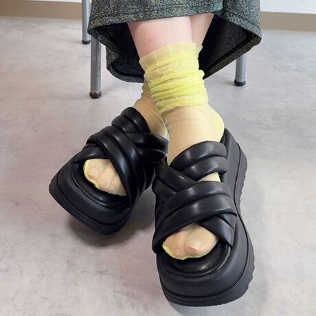 [^:7005]lus. / XhbgyƗ邨y|Cg̃pfbhT_zpointg킸EłXC_[^CvŃfC[gɂ߁BbNXAՂۂ݂̂tH炵fUCڂ䂫܂B悢\[ł肰ȂX^CAbvłƂ낪|CgBCvXR[fŃOV[Y􂷂T_̓[h[uɓĂ݂łBcoordinateL~s[XZbgAbvX^CȂǂƂR[fɃANZgƂėƁXg[gpcifjj⃏ChpcɁATVc⃁bVjbgƍ킹ă^EJWAȃX^CɂBcolorAC{[EubNEVo[sizeSTCY@23.0cmMTCY@23.5cmLTCY@24.0cmLLTCY@24.5cmspecd@365g (MTCYБ)\[̌݁@OF4.0cm^q[F5.5cmC̔jɂĂ̂肢C̔jẢɂ܂Ă͏iɕsǂȂoׂĂĂ܂BČ̂˗͂܂悤肢\グ܂Bi摜̐Fɂāi摜͌̓₨g̃p\RȂǂ̉{ɂۂ̐FƈقȂČꍇ܂Bɋ߂FɂȂ悤w߂ĎBeĂ܂A炩߂܂悤肢\グ܂B