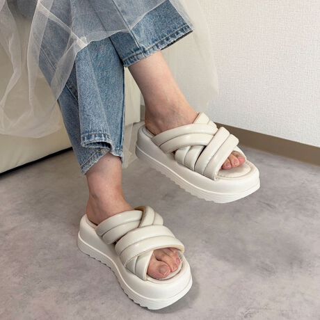 [^:7005]lus. / XhbgyƗ邨y|Cg̃pfbhT_zpointg킸EłXC_[^CvŃfC[gɂ߁BbNXAՂۂ݂̂tH炵fUCڂ䂫܂B悢\[ł肰ȂX^CAbvłƂ낪|CgBCvXR[fŃOV[Y􂷂T_̓[h[uɓĂ݂łBcoordinateL~s[XZbgAbvX^CȂǂƂR[fɃANZgƂėƁXg[gpcifjj⃏ChpcɁATVc⃁bVjbgƍ킹ă^EJWAȃX^CɂBcolorAC{[EubNEVo[sizeSTCY@23.0cmMTCY@23.5cmLTCY@24.0cmLLTCY@24.5cmspecd@365g (MTCYБ)\[̌݁@OF4.0cm^q[F5.5cmC̔jɂĂ̂肢C̔jẢɂ܂Ă͏iɕsǂȂoׂĂĂ܂BČ̂˗͂܂悤肢\グ܂Bi摜̐Fɂāi摜͌̓₨g̃p\RȂǂ̉{ɂۂ̐FƈقȂČꍇ܂Bɋ߂FɂȂ悤w߂ĎBeĂ܂A炩߂܂悤肢\グ܂B