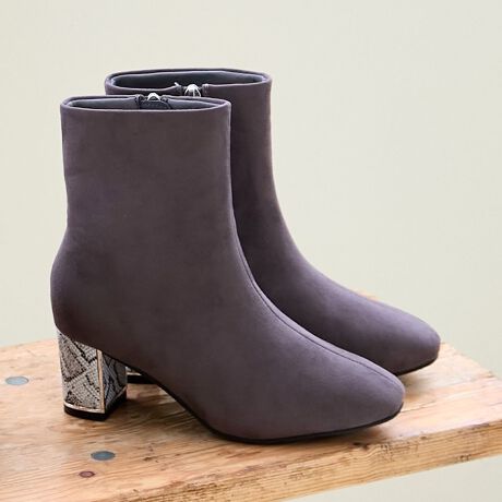 [^:1308]lus.^XhbgypC\ŃGbW̌V[gu[cz{g炿Ɣ`pC\q[Ȃ|CgBVvȃX^COɃvX邾ŁA̃R[fubVAbvꑫBXG[hfނōN炵vXB ̃t@Xi[ŒEX[Yɍs܂BXNGAgD̂VGbgŃpcX^CXJ[gs[XX^C悭L}V[gu[cłBcolorubNXG[hEO[XG[hEI[NXG[hsizeSTCY@23.0cmMTCY@23.5cmLTCY@24.0cmLLTCY@24.5cmC̔jɂĂ̂肢C̔jẢɂ܂Ă͏iɕsǂȂoׂĂĂ܂BČ̂˗͂܂悤肢\グ܂Bi摜̐Fɂāi摜͌̓₨g̃p\RȂǂ̉{ɂۂ̐FƈقȂČꍇ܂Bɋ߂FɂȂ悤w߂ĎBeĂ܂A炩߂܂悤肢\グ܂B