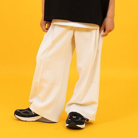 [^ԁF3952104]lۂR[fBl[g郍OpcB^bN̒悭[YȃVGbgől畉̃fUCłBggfނŁAG肪ǂĂɂ₩ɒ鏤iłBĂɊBɂ`k݂ȂǂɂAfC[[XɂœKȃACełBVɂȂɂłłC[W[PAiBfނ̃VciiԁF3952208jƍ킹ZbgAbvX^Co̎̃R[fBl[gɂ߂łBySKIT0LYzSĂ̎qBɁAt@bVŖ̕ωƐBghƎq炵Vт|킹t@bVĂ܂BGrow with fashionEnjoy fashionChange with fashionfp̏íÃy[W̏iȊO͎QlC[WƂȂĂ܂ByzȂyňzʁyLkzynzȂy|PbgzyAWX^[zAC{[Ffg:118cm pTCY:120 `R[FfgF114cm@pTCYF120cm 