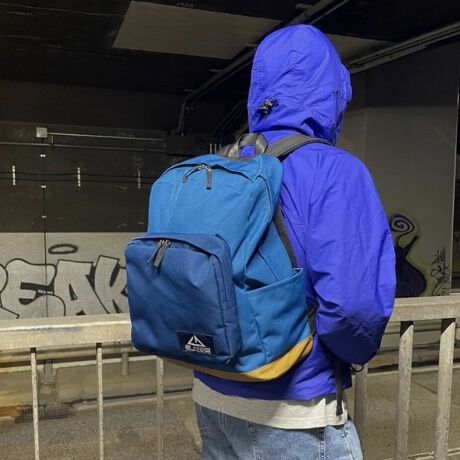 [^ԁF3744405]wZK̉וyX傫̃obNpbNłBTCh|PbgtŃybg{g܂ݎP[\łBn[lX̋ɃobNtĂ̂ŁAו̗ʂɂ̓obN߂āÂɃtBbg邱ƂŌ̕Sy܂Bwʂ̓NbVƒʋC̍bVfނgp܂Byeʁz22Lfp̏íÃy[W̏iȊO͎QlC[WƂȂĂ܂B