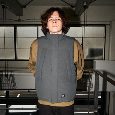 [^ԁF3744304]@\Ȃ̃T[CggpxXgłB\n͝H{iCfނgpBɑ傫߂ȃ|PbgzuAAEghACNȃfUCɎdグ܂Btg͑OĎdlAX^h܂͎񌳂܂łƃJo[ĂAg𓦂܂񁝃VcXEFbg̏ォ璅p邱ƂŒg͂̂ƁAt@bVAbv܂ƂTCYłBT[CǵugvƁuyvɓw@ۂŁAf(󓴂ɂȂf)C܂ނƂɂāAO̊CՒf@\fނłByfzg175cm@pTCYFL(170cm)ix[WA`R[jg151cm@pTCYFM(160cm)ix[Wjfp̏íÃy[W̏iȊO͎QlC[WƂȂĂ܂ByzȂyLkzȂynzy|Pbgz聦|Pbg~2ATCh|Pbg~2