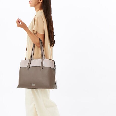 [^:51121]t@bVuh<{fBhbVO>̍g[gobOBV{H{oCJ[̍vɃSv[g𑕏̂g[gBӂƂVGbgŒʋ΃obOƂĂ͂񊥍̏ʂłgpfUCƂȂĂ܂B