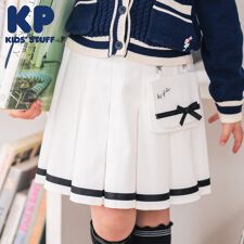 ケーピー(KP)の移動ポケットつきプリーツスカパン