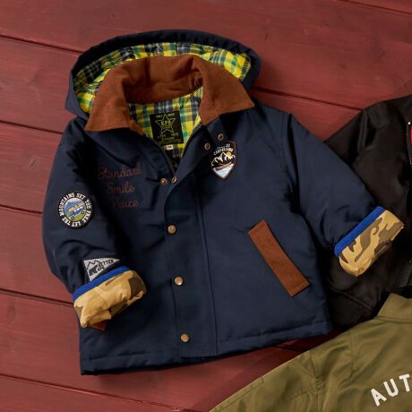 [^ԁF4554307]܁A|Pbg̃R[fCgAAEghAȕ͋C̃|GXe^bT[̃WPbgBnɂ́A^[^`FbÑLeBOAł͂ȂAƂ̂t[hfUCANZgɂȂĂ܂BEƍɂ̓byAEɃShイzA͐܂ԂƁAJt[W\ƂÂdlBt[h́AXibv{^ŎO\ȂAOJ́A䗃dẴWbvAbvŁAʂɂdlƂȂĂ̂ŁA܂܂Ȃ邱ꂩ̋G߁AV[R[fBl[gɍ킹āA􂵂łBd110cm^497gyzȂyňzʁyLkzȂynzy|Pbgz