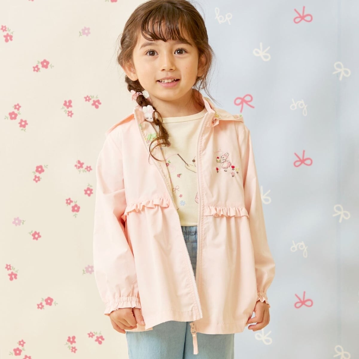 タフタ ウィンドブレーカー